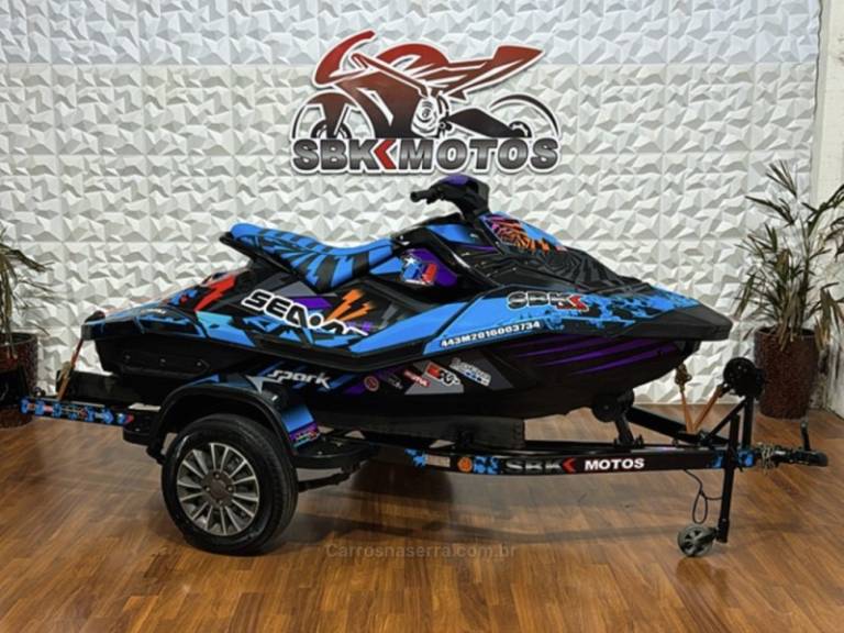 SEADOO - JET SKI - 2015/2015 - Azul - R$ 53.900,00